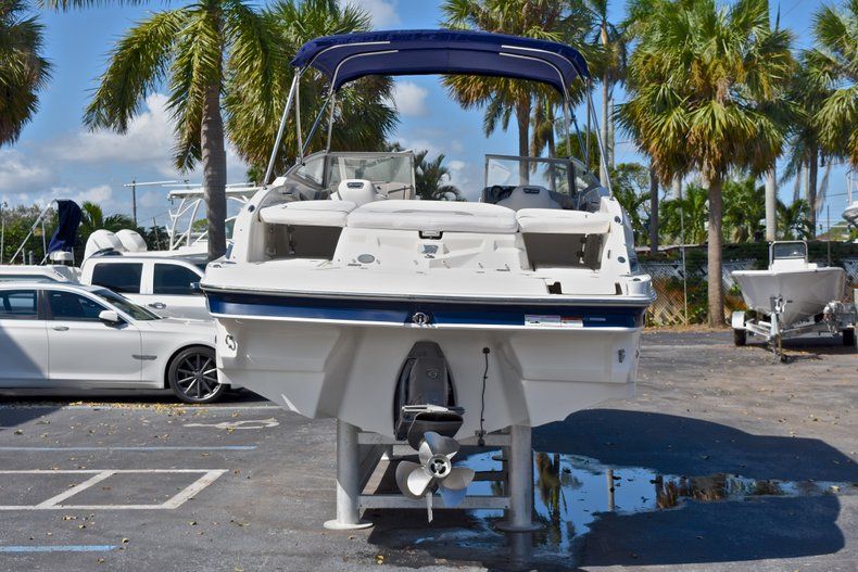 Thumbnail 7 for Used 2011 Larson 258 LXI Bowrider boat for sale in West Palm Beach, FL