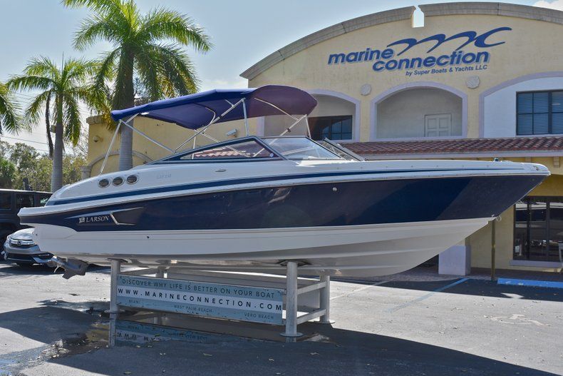 Thumbnail 1 for Used 2011 Larson 258 LXI Bowrider boat for sale in West Palm Beach, FL