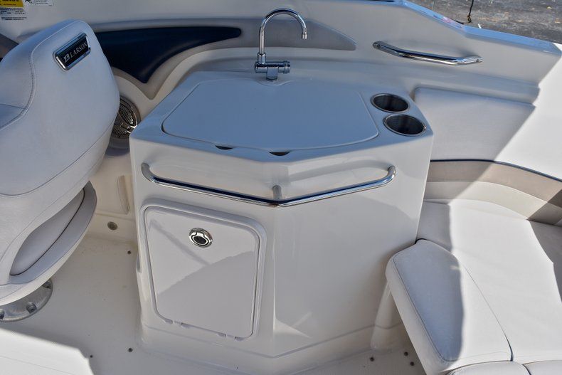 Thumbnail 28 for Used 2011 Larson 258 LXI Bowrider boat for sale in West Palm Beach, FL