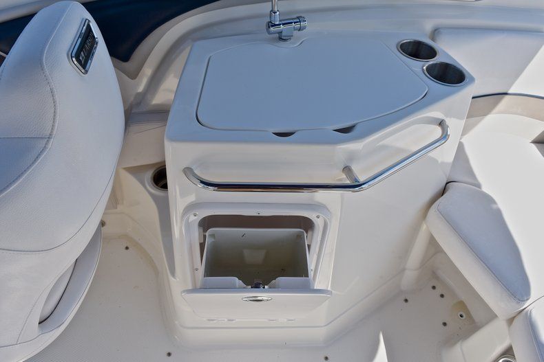 Thumbnail 30 for Used 2011 Larson 258 LXI Bowrider boat for sale in West Palm Beach, FL