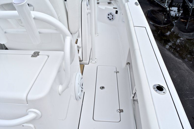 Thumbnail 34 for New 2018 Sportsman Open 282 Center Console boat for sale in West Palm Beach, FL