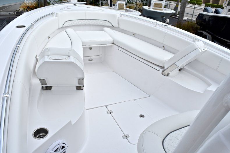 Thumbnail 66 for New 2018 Sportsman Open 282 Center Console boat for sale in West Palm Beach, FL