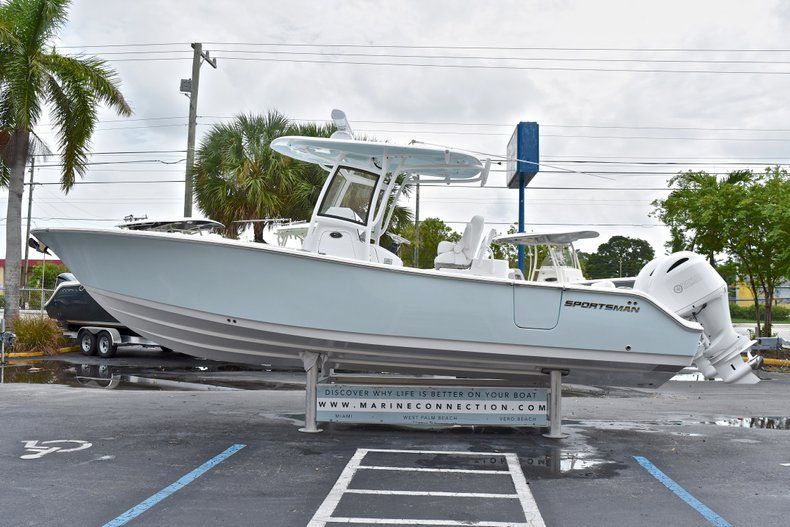 Thumbnail 4 for New 2018 Sportsman Open 282 Center Console boat for sale in West Palm Beach, FL
