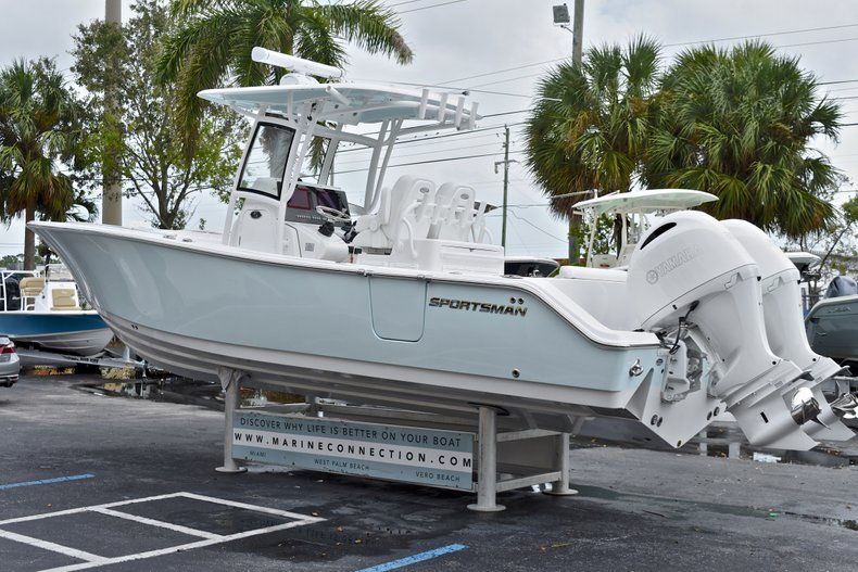 Thumbnail 6 for New 2018 Sportsman Open 282 Center Console boat for sale in West Palm Beach, FL