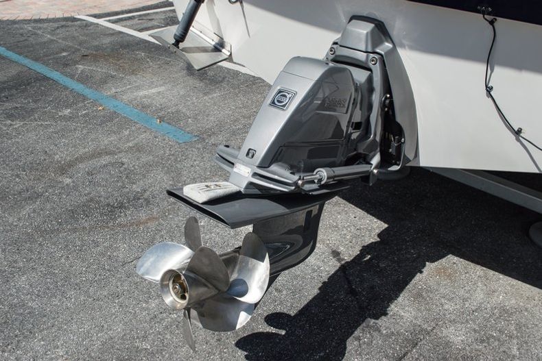 Thumbnail 9 for Used 2008 Larson 260 Cabrio boat for sale in West Palm Beach, FL