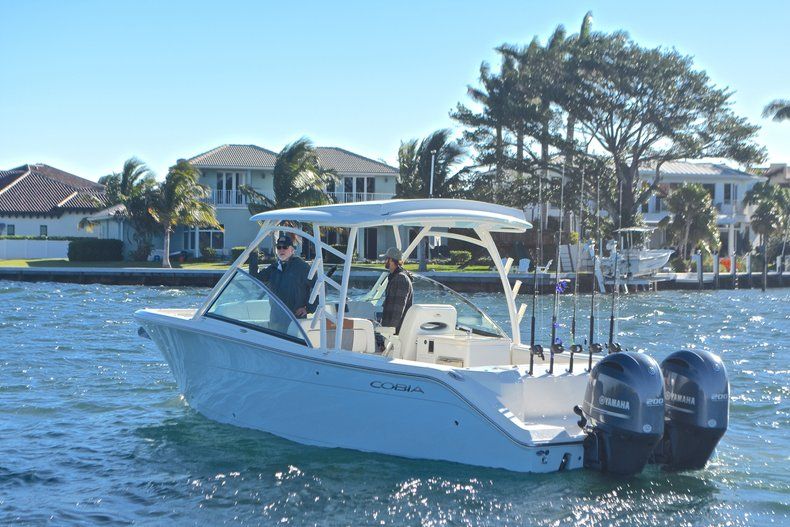 Thumbnail 120 for New 2017 Cobia 280 DC Dual Console boat for sale in West Palm Beach, FL