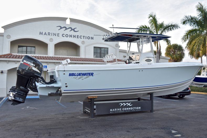 Thumbnail 7 for Used 2005 Bluewater 2850 CC Center Console boat for sale in West Palm Beach, FL