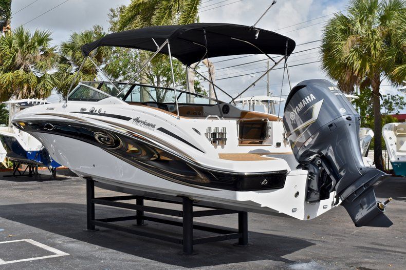 Thumbnail 6 for New 2018 Hurricane SunDeck SD 2690 OB boat for sale in West Palm Beach, FL