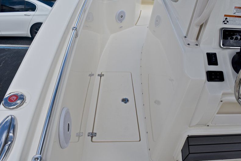 Thumbnail 48 for New 2018 Cobia 301 CC Center Console boat for sale in West Palm Beach, FL