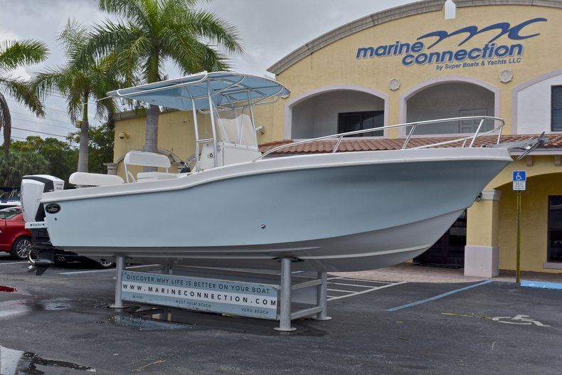 Thumbnail 1 for Used 2016 Dusky Marine 252XF Center Console boat for sale in West Palm Beach, FL