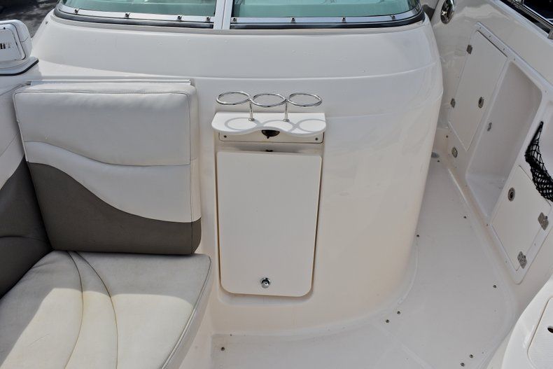 Thumbnail 58 for Used 2009 Hurricane SD 260 SunDeck boat for sale in West Palm Beach, FL