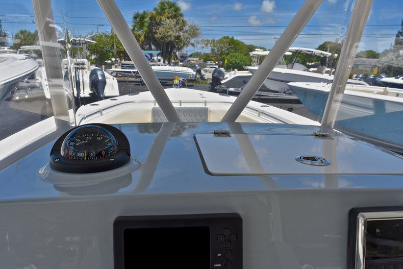 Thumbnail 40 for New 2018 Cobia 301 CC Center Console boat for sale in West Palm Beach, FL