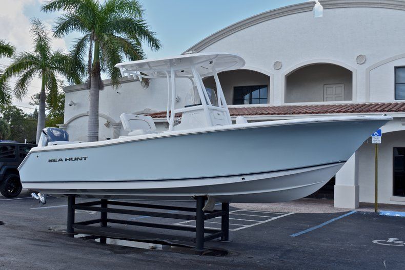 Thumbnail 1 for Used 2015 Sea Hunt 234 Ultra boat for sale in West Palm Beach, FL
