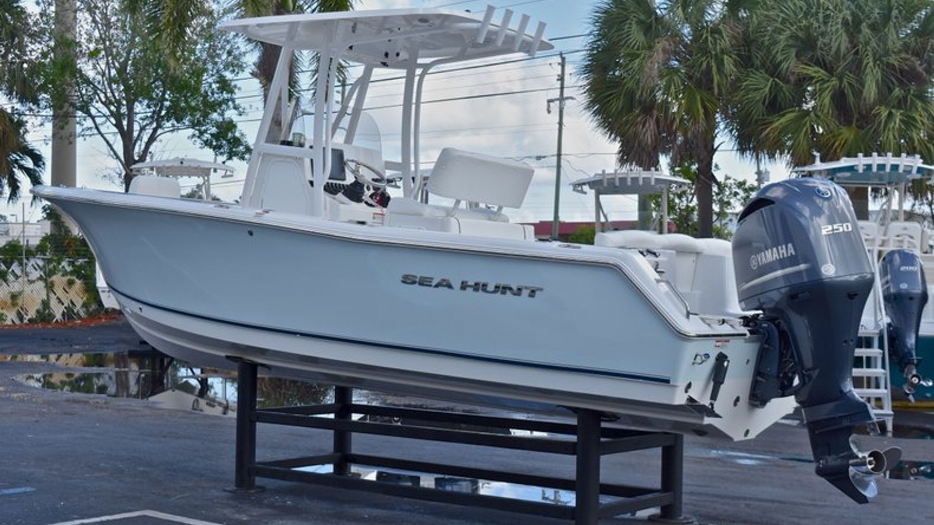 Used 2015 Sea Hunt 234 Ultra #0776 image 6