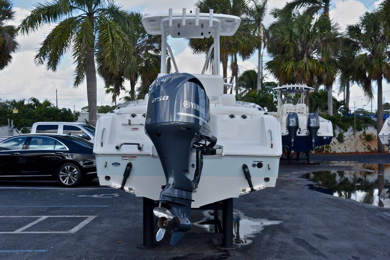 Thumbnail 6 for Used 2015 Sea Hunt 234 Ultra boat for sale in West Palm Beach, FL