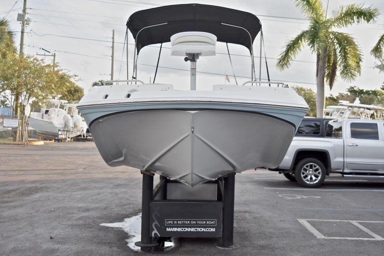 Thumbnail 2 for New 2017 Hurricane 188 SunDeck Sport OB boat for sale in West Palm Beach, FL