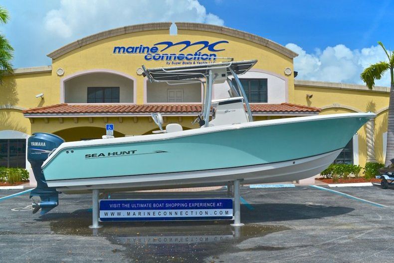 Used 2008 Sea Hunt Triton 240 Center Console Boat For Sale In West Palm Beach Fl 0104 New Used Boat Dealer Marine Connection