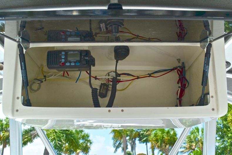 Thumbnail 13 for Used 2008 Sea Hunt Triton 240 Center Console boat for sale in West Palm Beach, FL