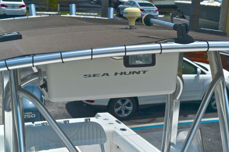 Thumbnail 15 for Used 2008 Sea Hunt Triton 240 Center Console boat for sale in West Palm Beach, FL
