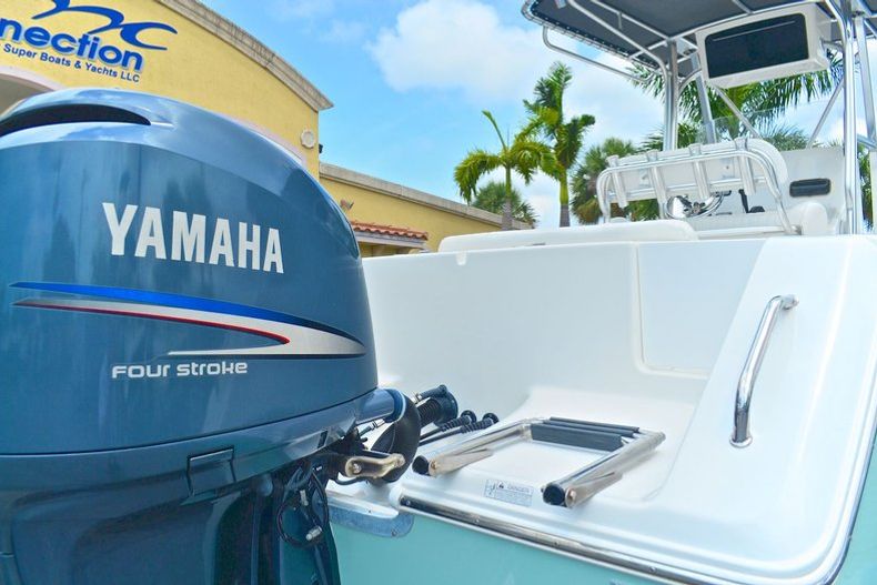 Thumbnail 20 for Used 2008 Sea Hunt Triton 240 Center Console boat for sale in West Palm Beach, FL