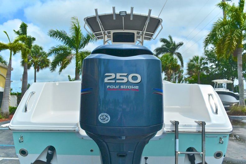 Thumbnail 23 for Used 2008 Sea Hunt Triton 240 Center Console boat for sale in West Palm Beach, FL