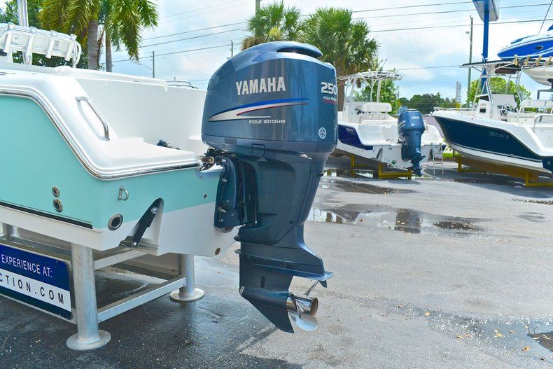 Thumbnail 24 for Used 2008 Sea Hunt Triton 240 Center Console boat for sale in West Palm Beach, FL
