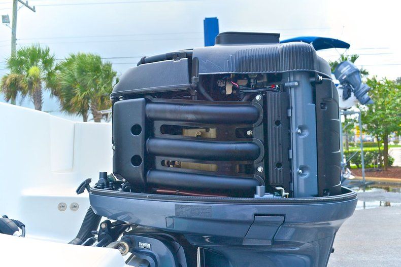 Thumbnail 26 for Used 2008 Sea Hunt Triton 240 Center Console boat for sale in West Palm Beach, FL