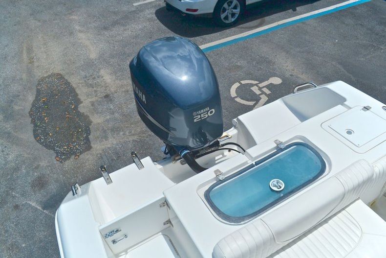 Thumbnail 30 for Used 2008 Sea Hunt Triton 240 Center Console boat for sale in West Palm Beach, FL