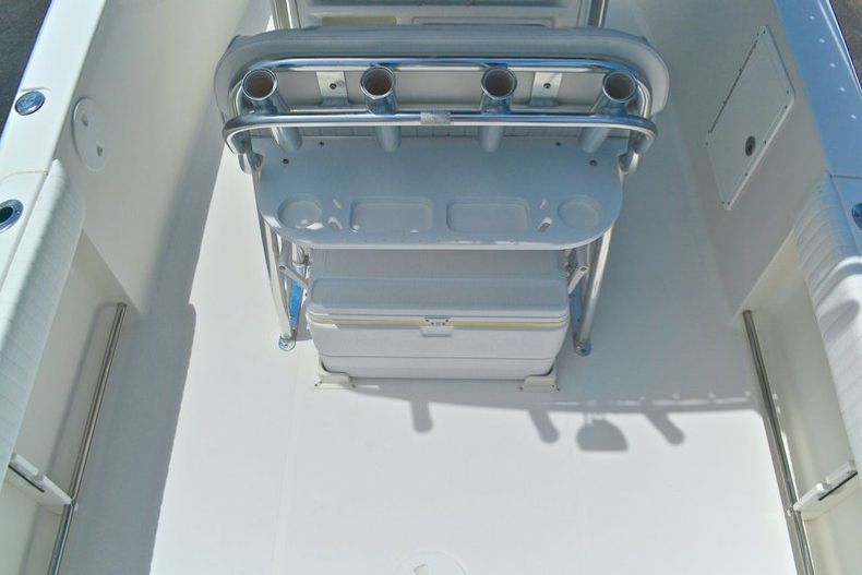 Thumbnail 35 for Used 2008 Sea Hunt Triton 240 Center Console boat for sale in West Palm Beach, FL