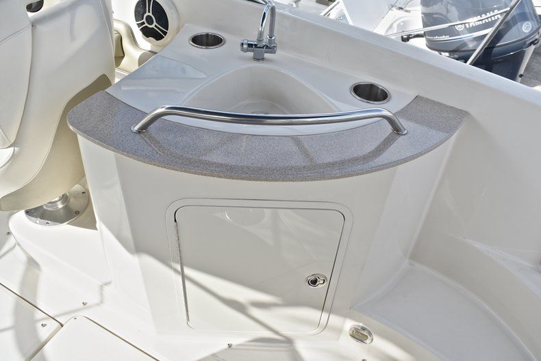 Thumbnail 25 for Used 2007 Sea Ray 260 Sundeck boat for sale in Fort Lauderdale, FL