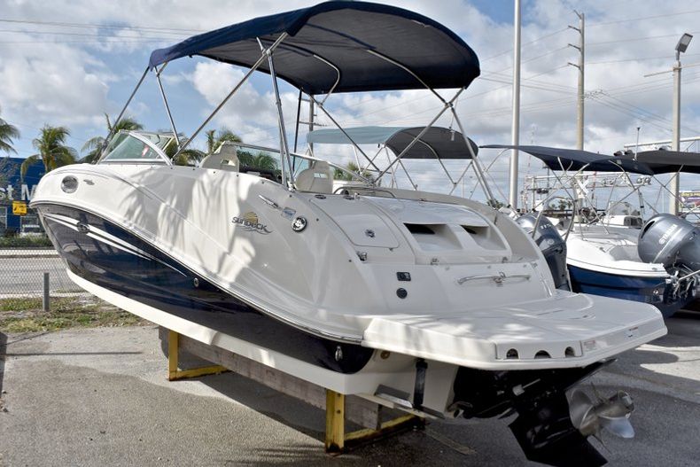 Thumbnail 6 for Used 2007 Sea Ray 260 Sundeck boat for sale in Fort Lauderdale, FL