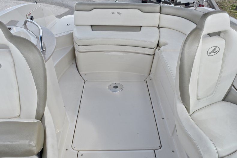 Thumbnail 16 for Used 2007 Sea Ray 260 Sundeck boat for sale in Fort Lauderdale, FL