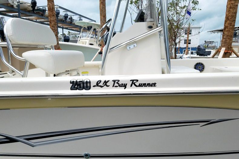Thumbnail 5 for Used 2013 Sea Chaser 25 LX Bayrunner boat for sale in Islamorada, FL