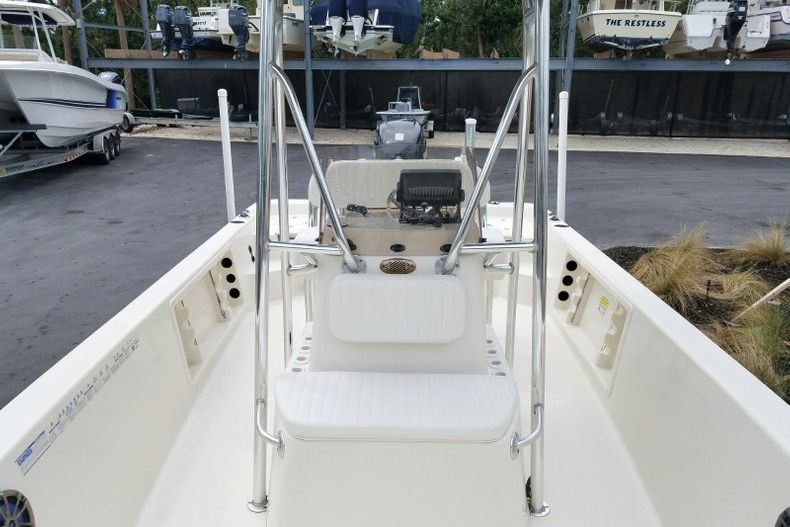 Thumbnail 8 for Used 2013 Sea Chaser 25 LX Bayrunner boat for sale in Islamorada, FL