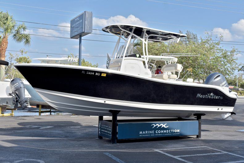 Thumbnail 3 for Used 2016 NauticStar 2302 Legacy CC boat for sale in West Palm Beach, FL