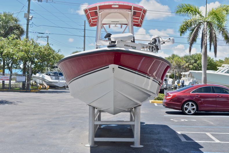 Thumbnail 2 for Used 2005 Triton 240 LTS Bay Boat boat for sale in West Palm Beach, FL