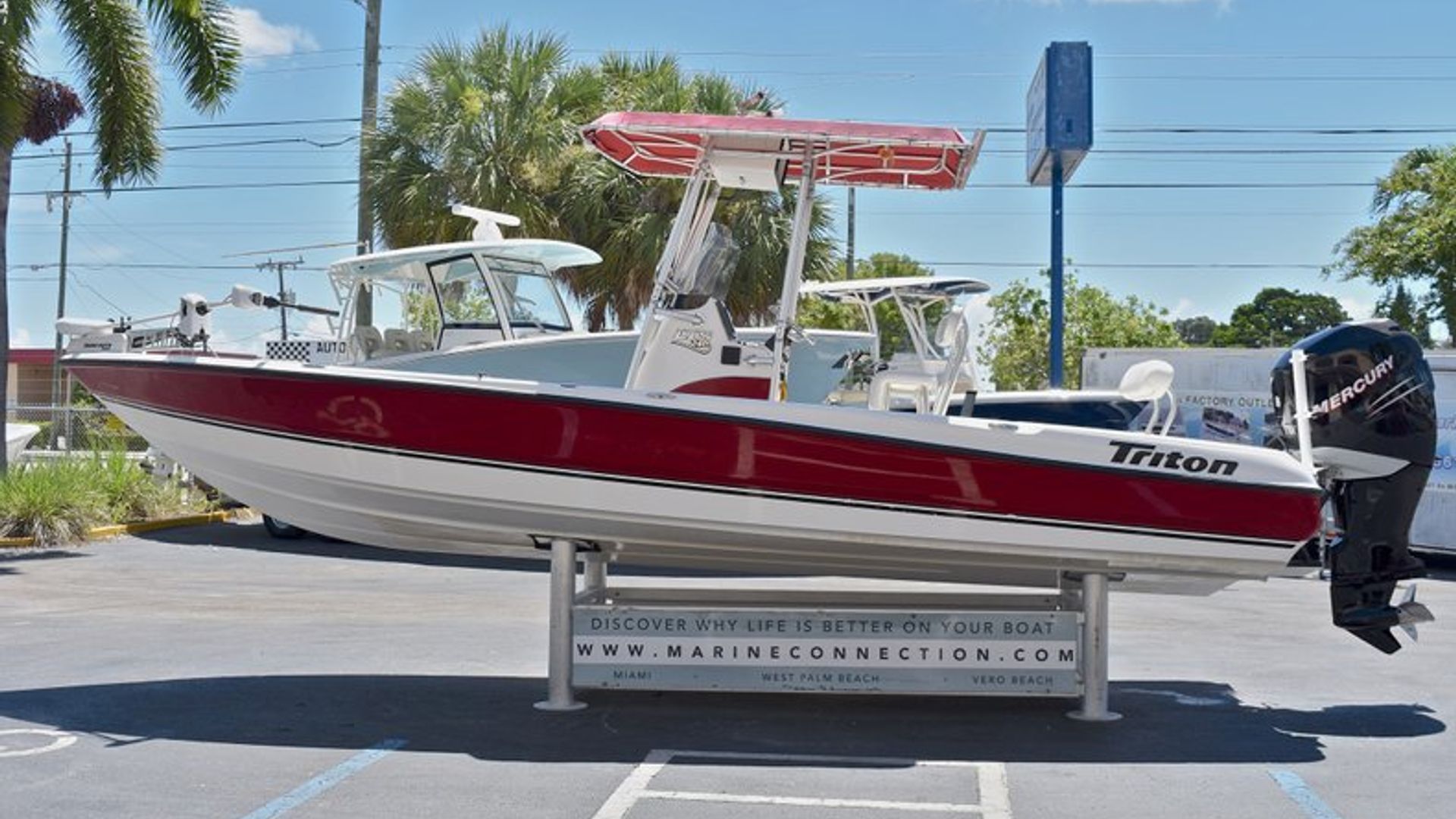 Used 2005 Triton 240 LTS Bay Boat #S288 image 6