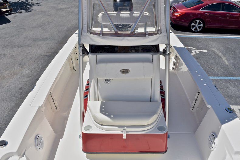 Thumbnail 45 for Used 2005 Triton 240 LTS Bay Boat boat for sale in West Palm Beach, FL