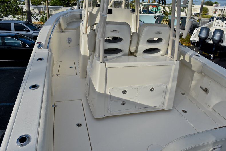 Thumbnail 12 for New 2018 Cobia 301 CC Center Console boat for sale in Miami, FL