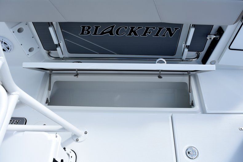 Thumbnail 24 for New 2019 Blackfin 242CC Center Console boat for sale in Vero Beach, FL