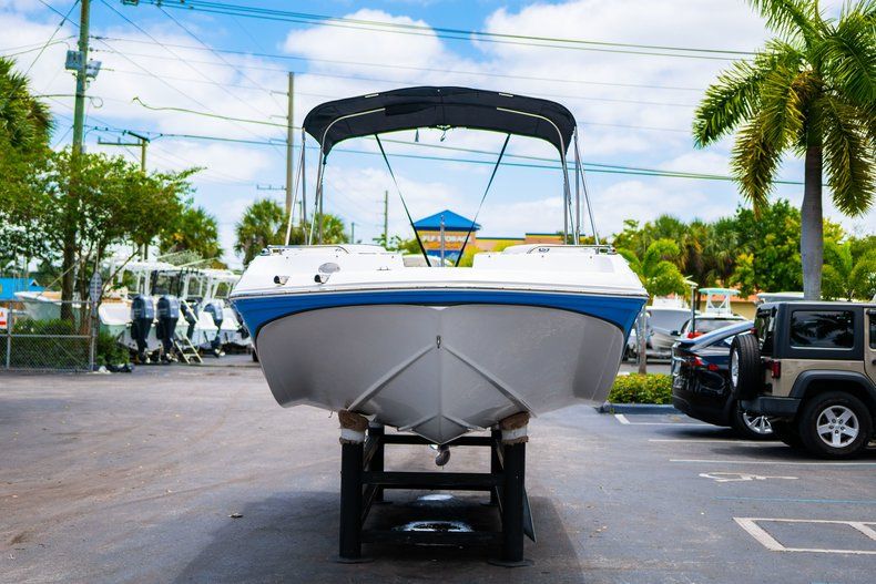 Thumbnail 2 for New 2019 Hurricane 188 SunDeck Sport OB boat for sale in Vero Beach, FL