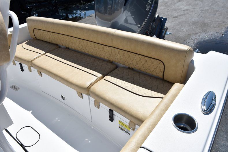 Thumbnail 29 for New 2019 Sportsman Heritage 211 Center Console boat for sale in Fort Lauderdale, FL