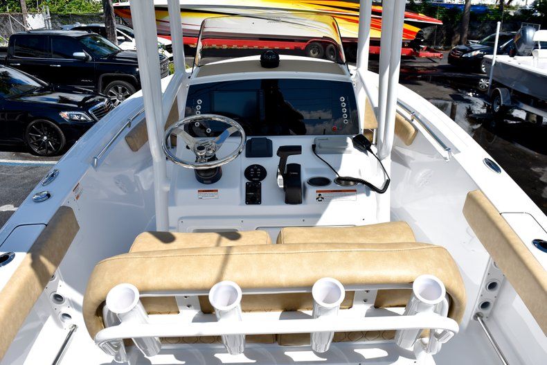 Thumbnail 22 for New 2019 Sportsman Heritage 211 Center Console boat for sale in Fort Lauderdale, FL