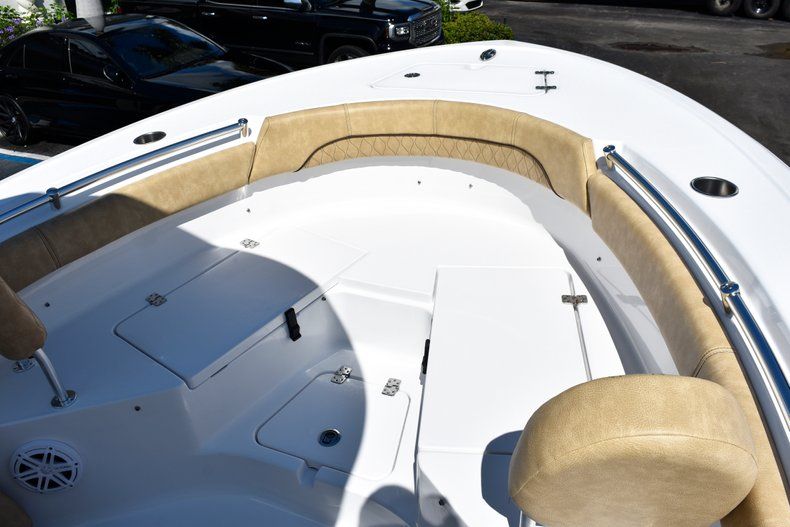 Thumbnail 85 for New 2019 Sportsman Heritage 211 Center Console boat for sale in Fort Lauderdale, FL