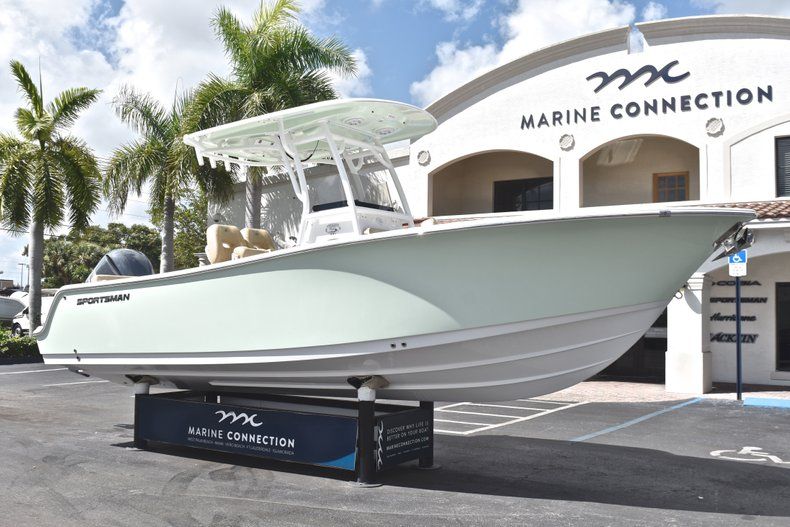 Thumbnail 1 for New 2019 Sportsman Heritage 241 Center Console boat for sale in Miami, FL