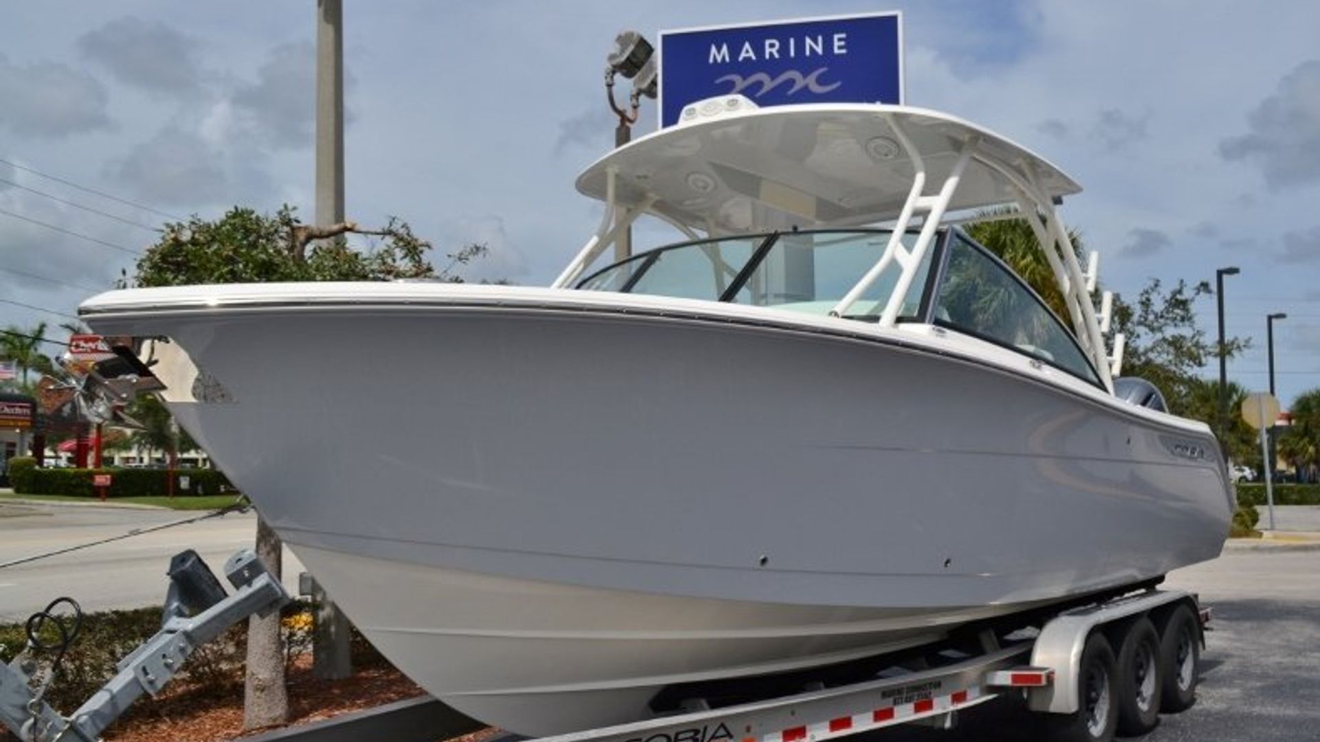 New 2019 Cobia 280 DC #D007 image 3