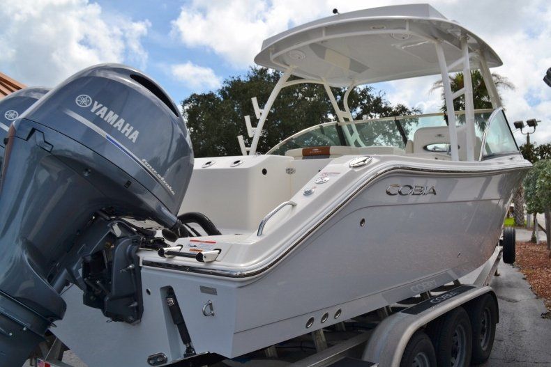 Thumbnail 5 for New 2019 Cobia 280 DC boat for sale in West Palm Beach, FL