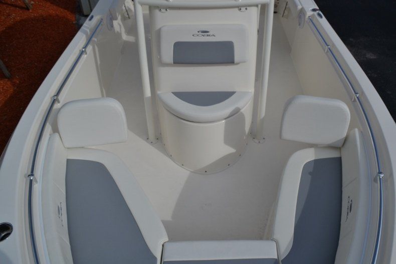 Thumbnail 15 for New 2019 Cobia 220 Center Console boat for sale in Vero Beach, FL