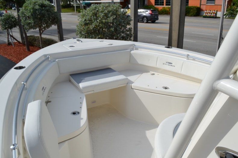 Thumbnail 13 for New 2019 Cobia 220 Center Console boat for sale in Vero Beach, FL