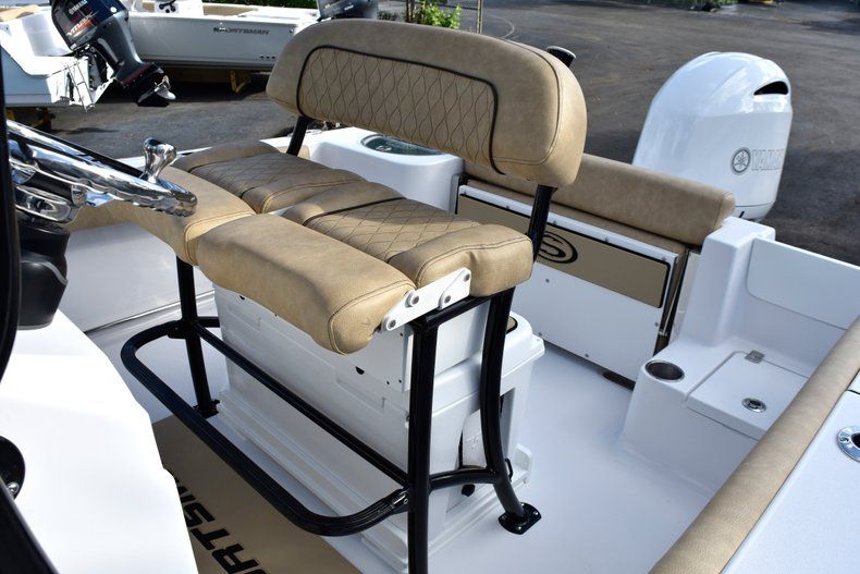 Thumbnail 23 for New 2019 Sportsman Open 212 Center Console boat for sale in Miami, FL